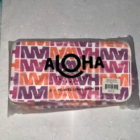Aloha Collection Limited Edition Hawaiian Airlines - Picture 5 of 6